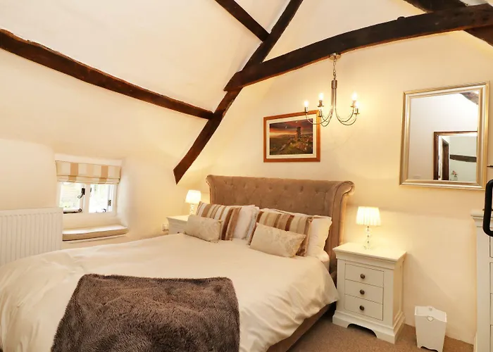 Larksworthy Cottage